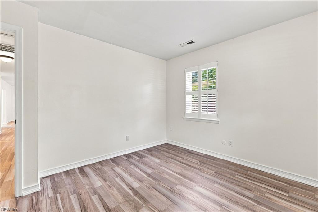 401 Moorland Dr Property Photo 18