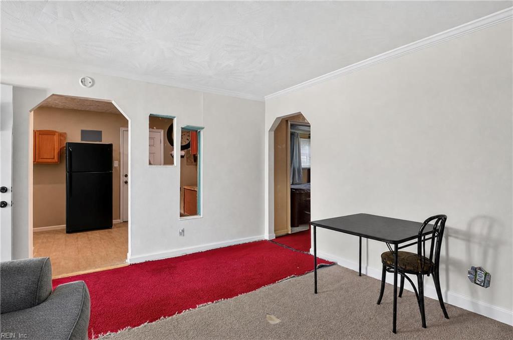 750 31 St Property Photo 12