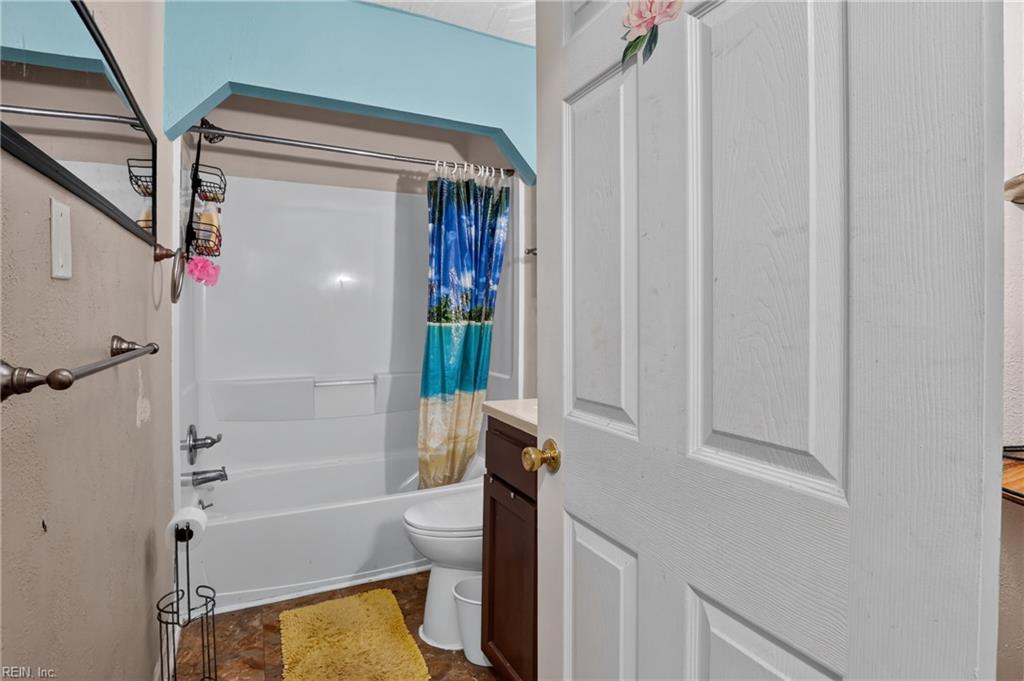 750 31 St Property Photo 18