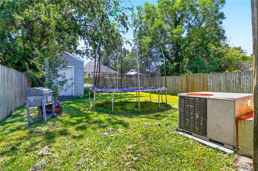 750 31 St Property Photo 29