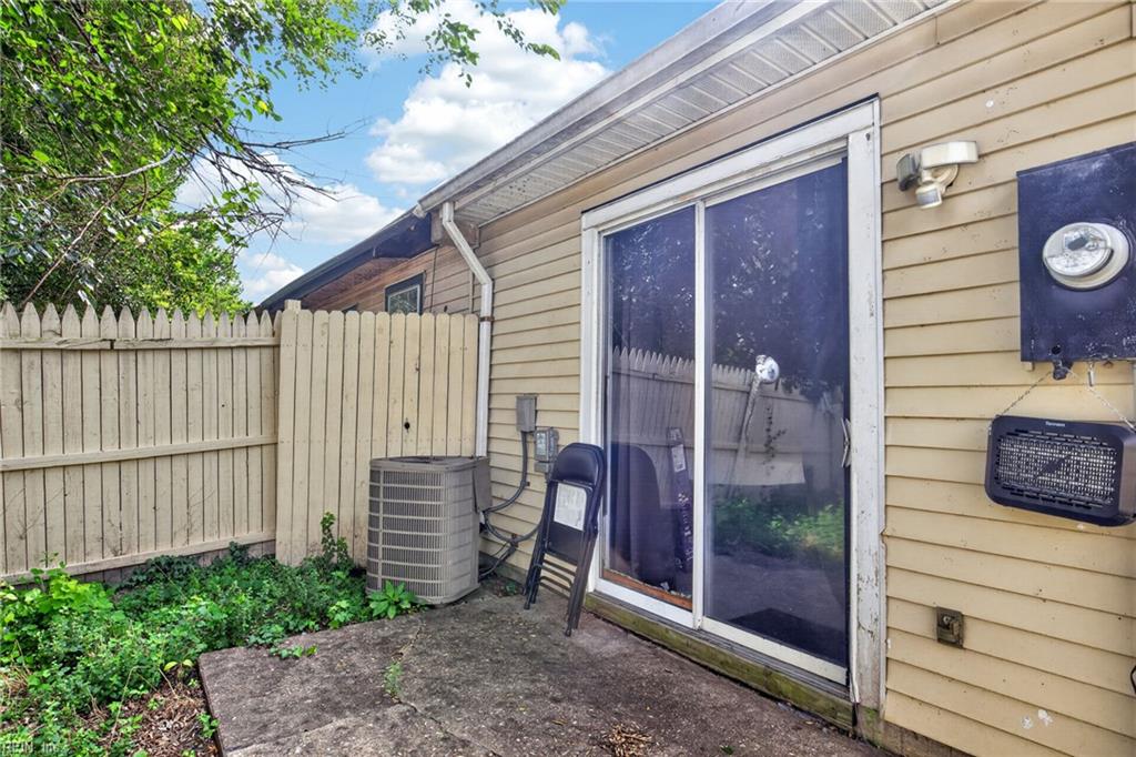 5124 Condor St Property Photo 17