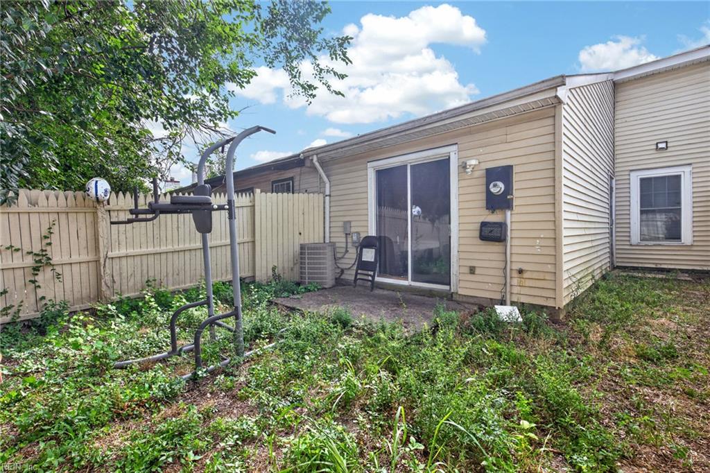 5124 Condor St Property Photo 18