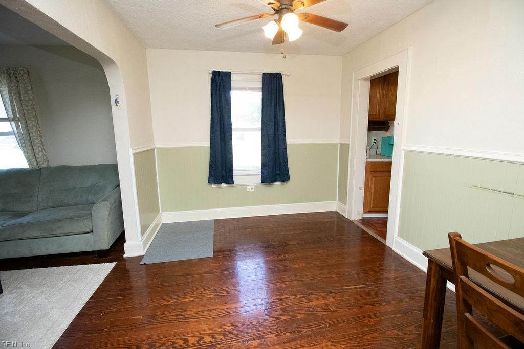 5137 Kennebeck Ave Property Photo 5