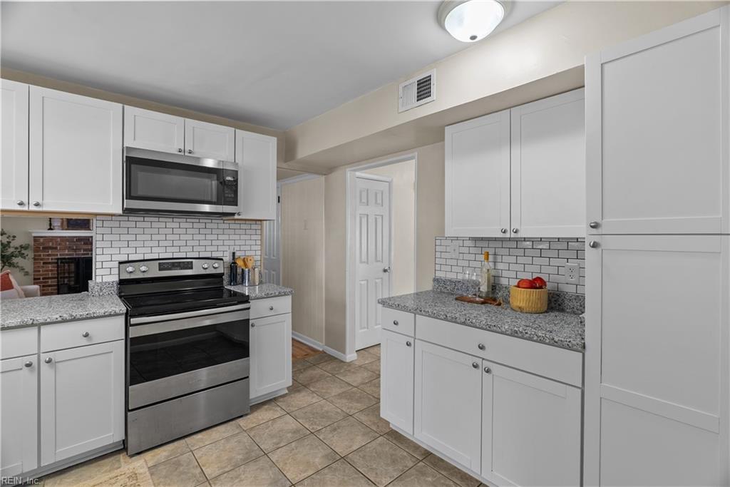 3716 Table Rock Ln Property Photo 11