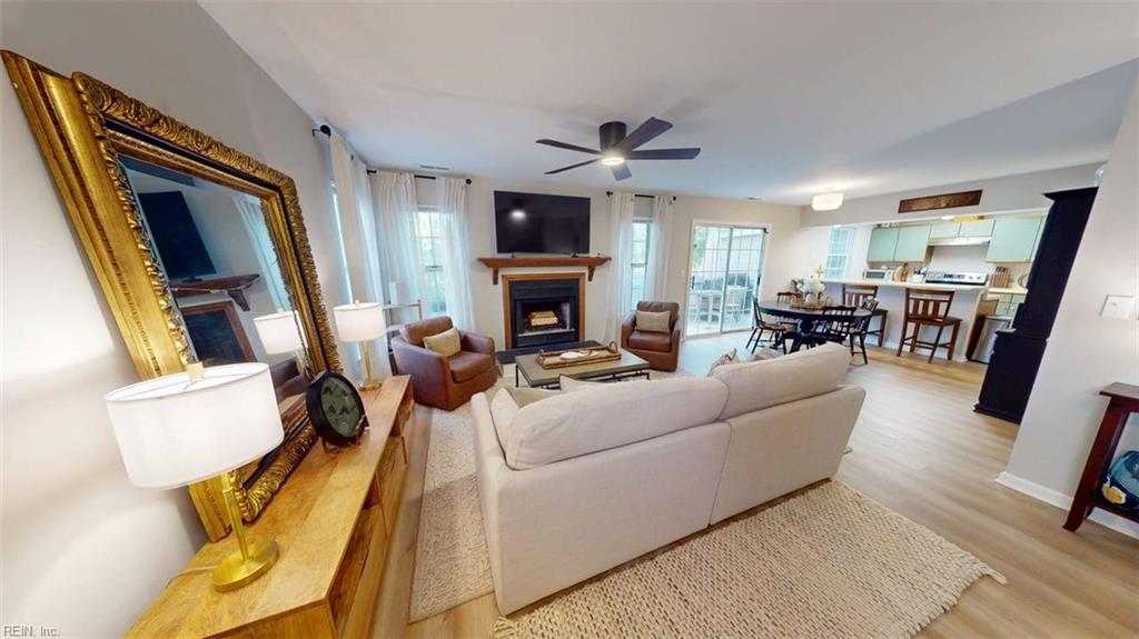 4407 Segovia Ct Property Photo 3