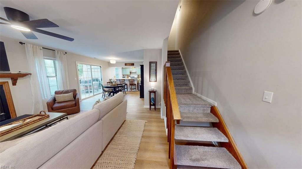 4407 Segovia Ct Property Photo 4