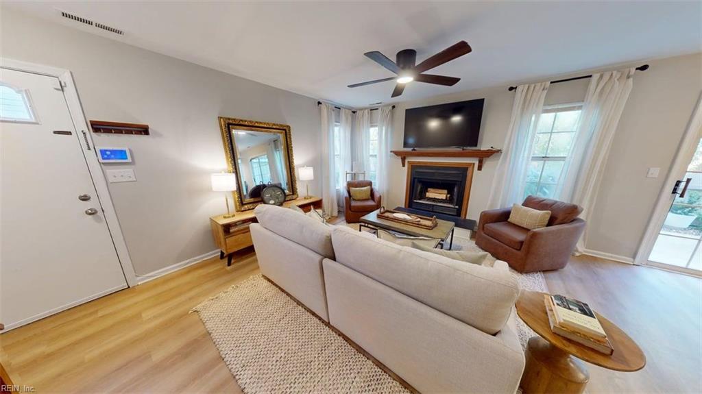 4407 Segovia Ct Property Photo 5