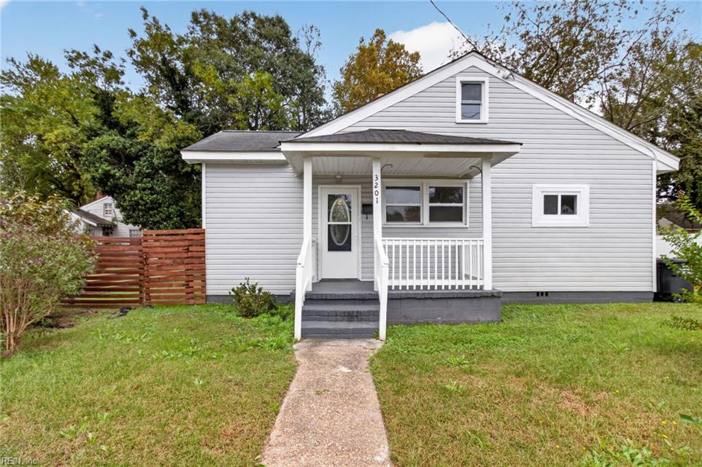 3201 Downes St Property Photo 1
