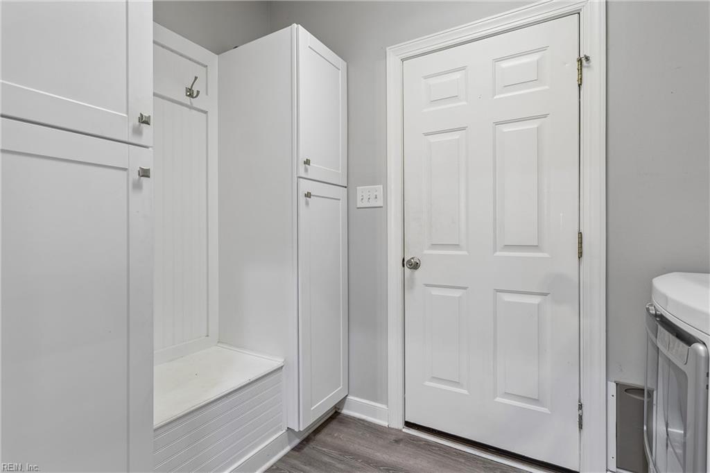 5697 Villa Green Dr Property Photo 21