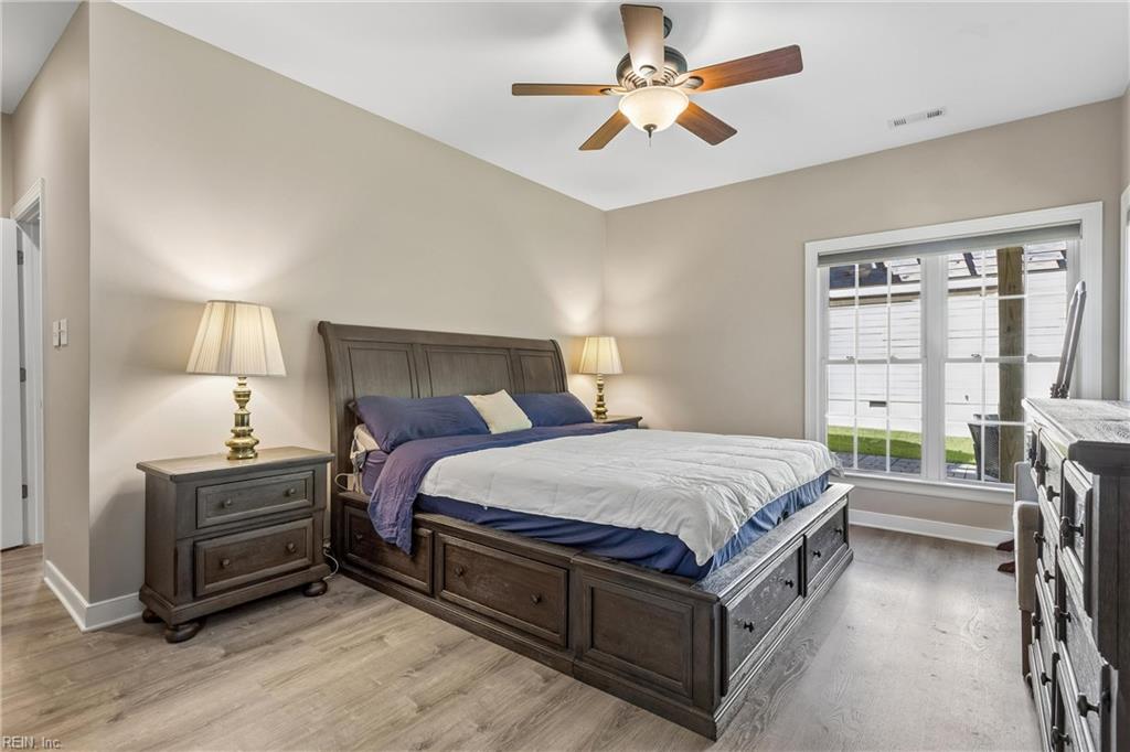 5697 Villa Green Dr Property Photo 24