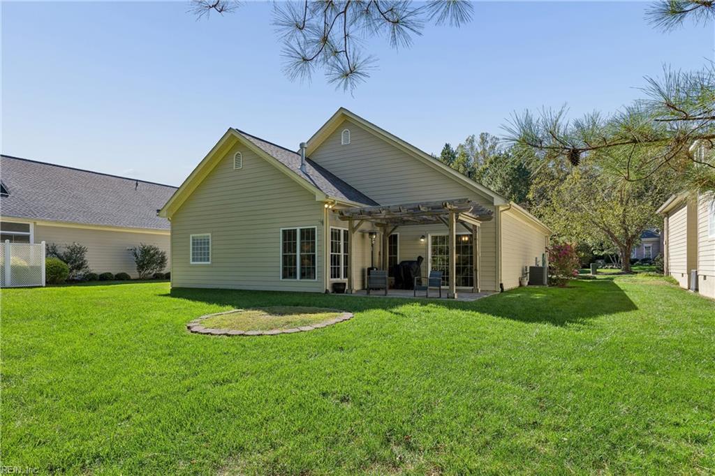 5697 Villa Green Dr Property Photo 37