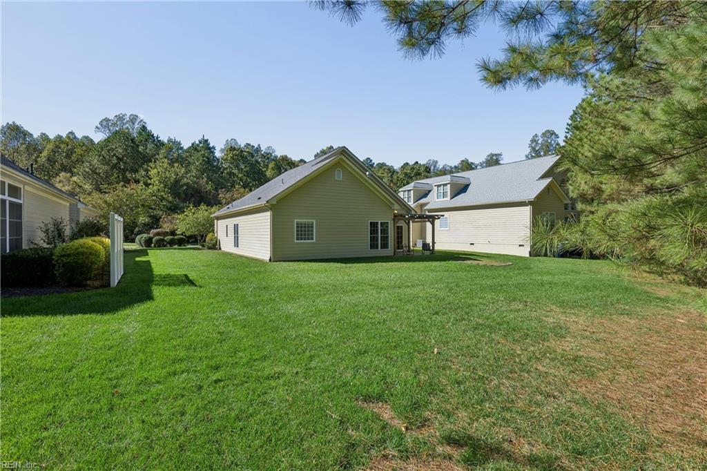 5697 Villa Green Dr Property Photo 39