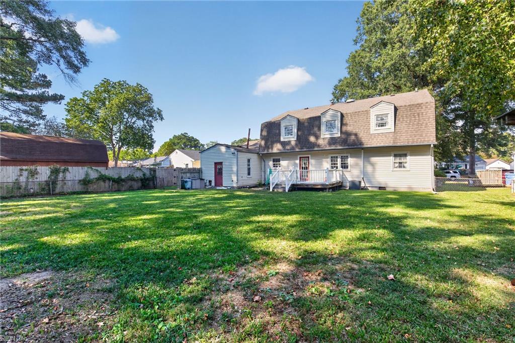 2013 Athens Ct Property Photo 3