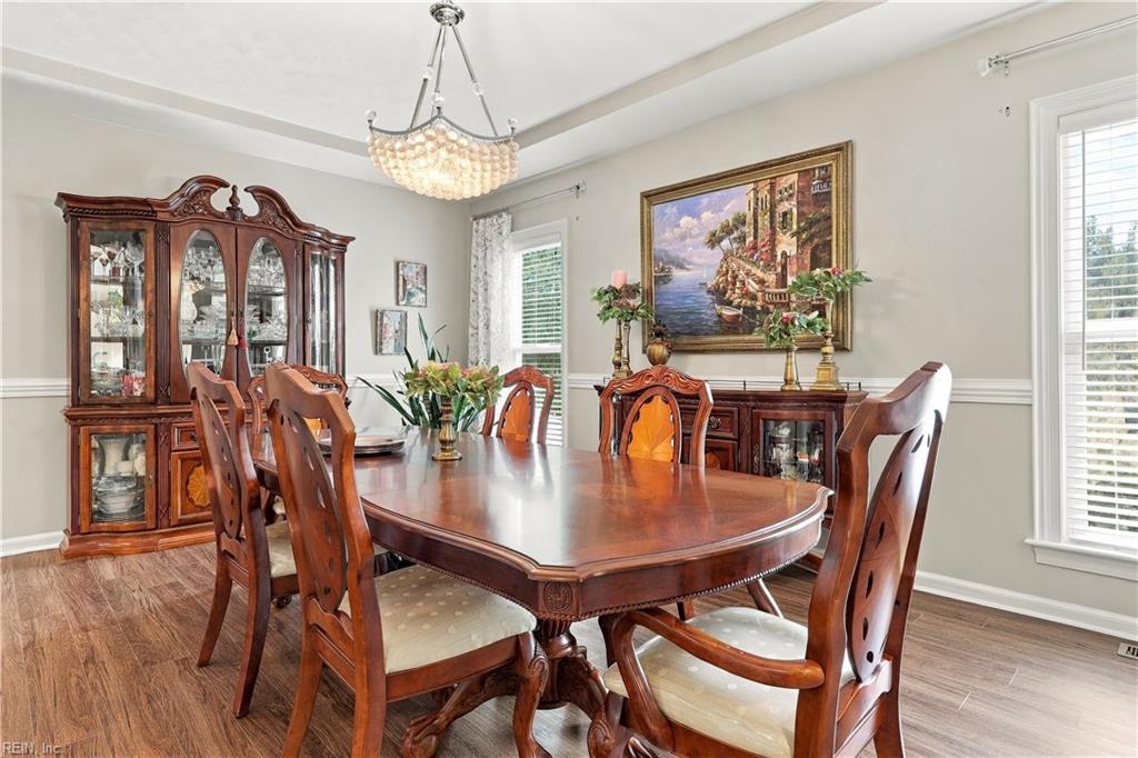 214 Wentworth Ct Property Photo 6