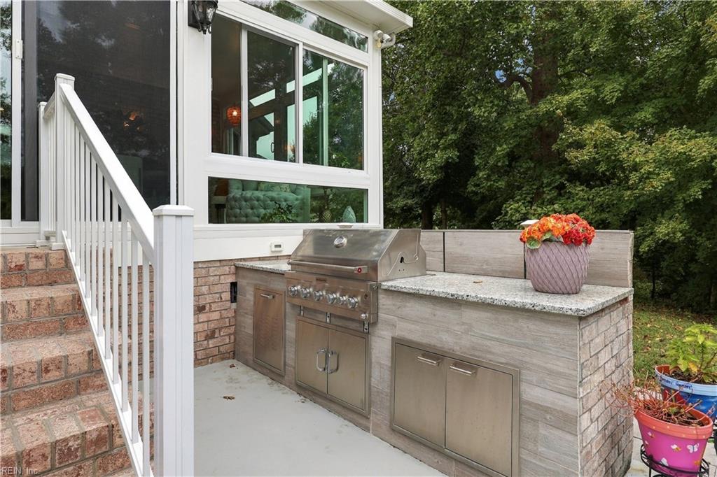 214 Wentworth Ct Property Photo 40