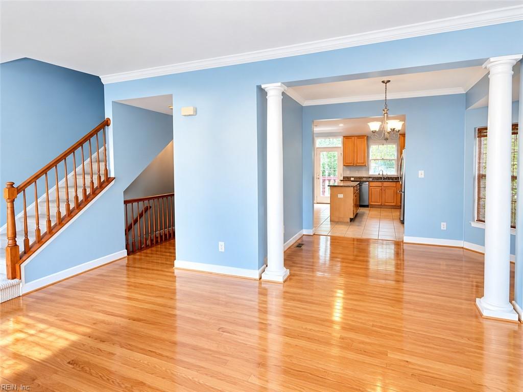 11368 Abbots Cross Ln Property Photo 4