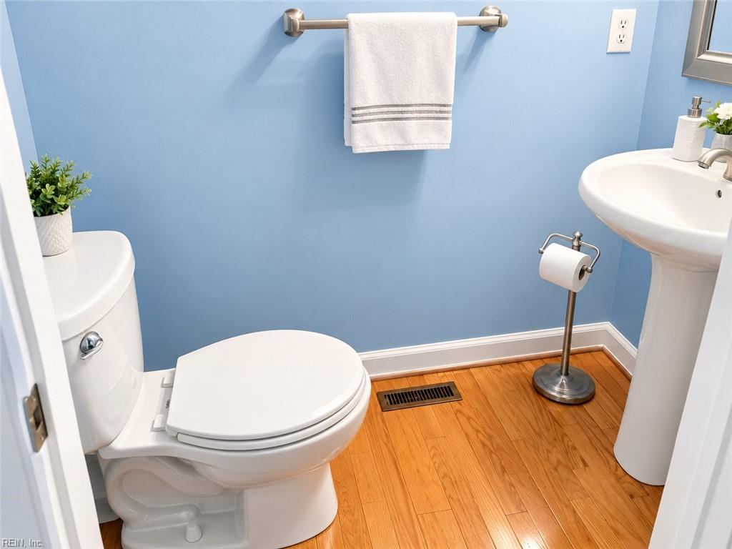 11368 Abbots Cross Ln Property Photo 8