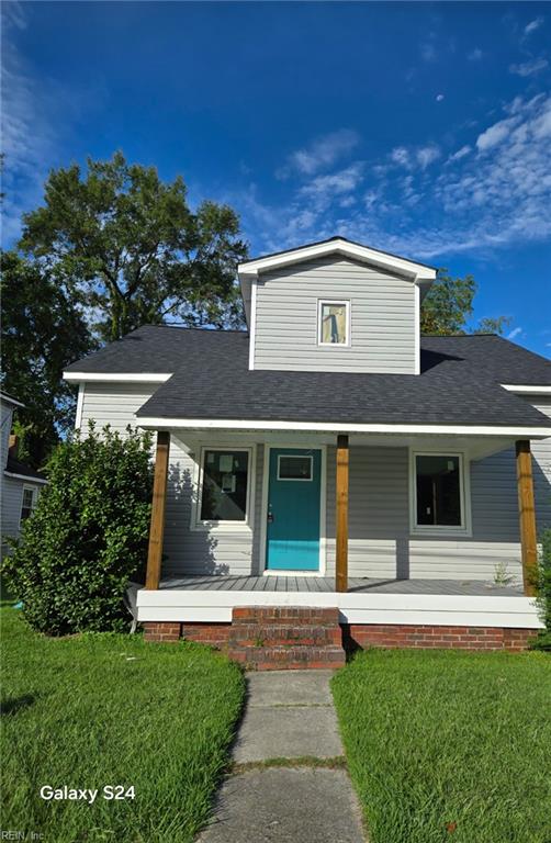 303 Hall St Property Photo 1
