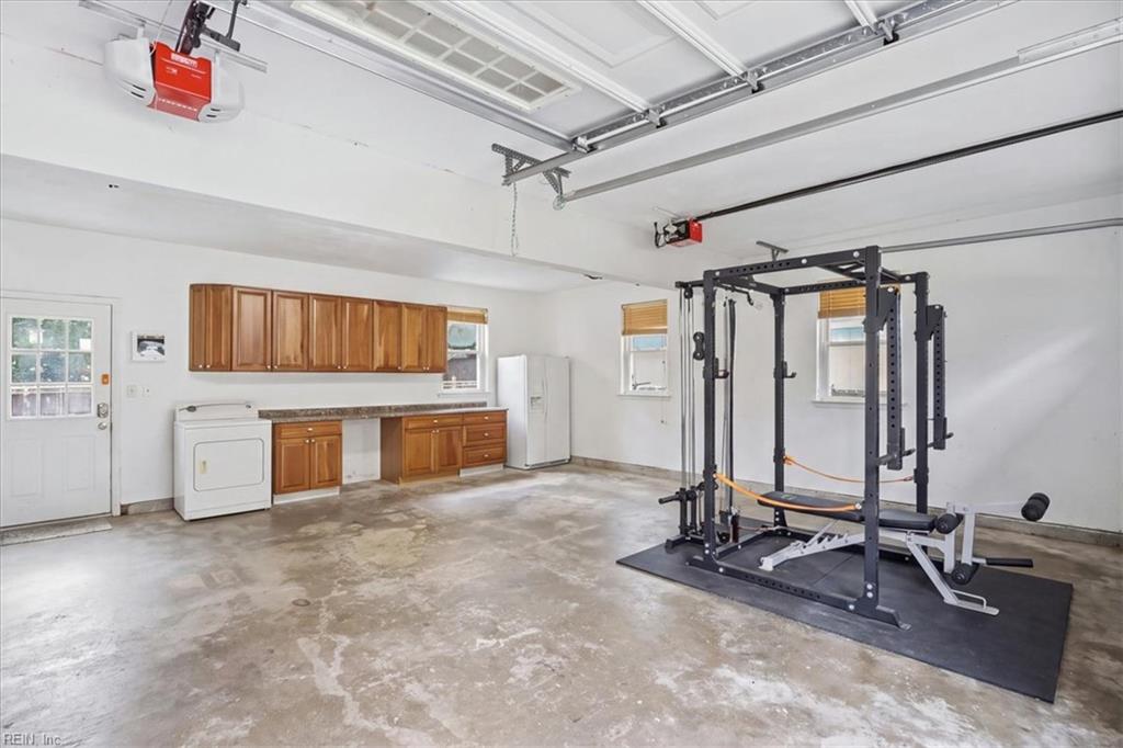 2016 Oak Leaf Ln Property Photo 24