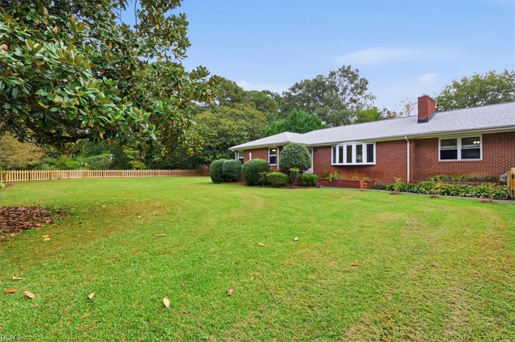 2016 Oak Leaf Ln Property Photo 25