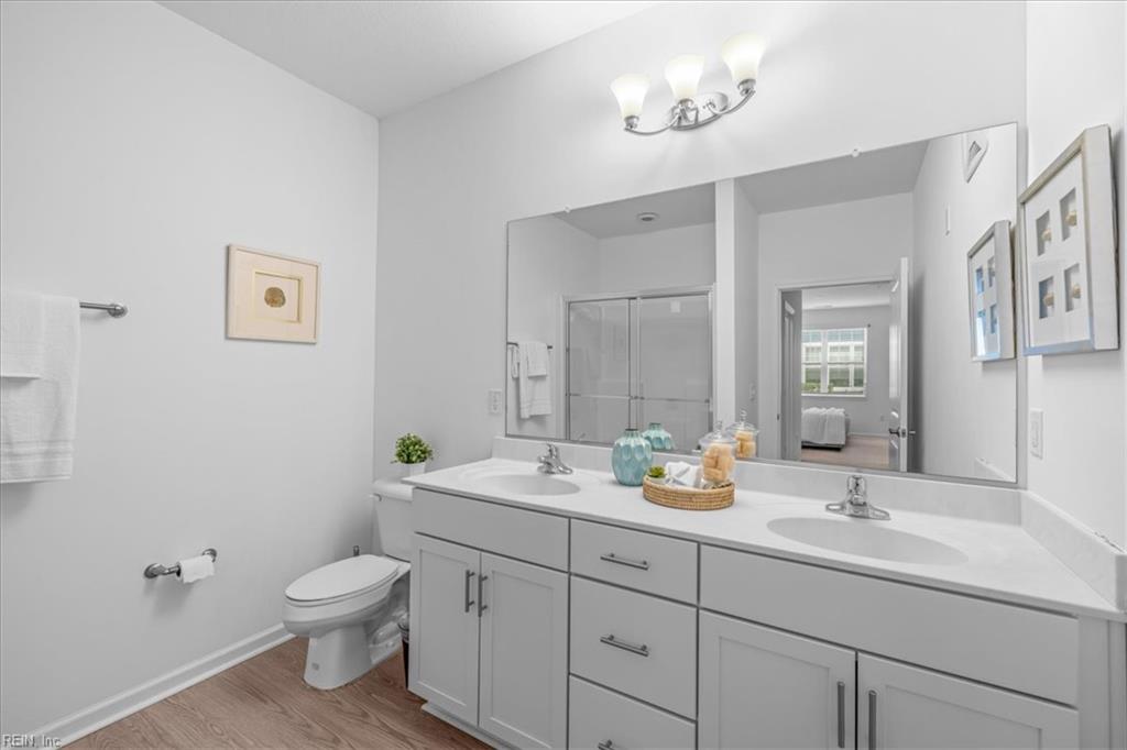 1733 Dromolin Dr Property Photo 20
