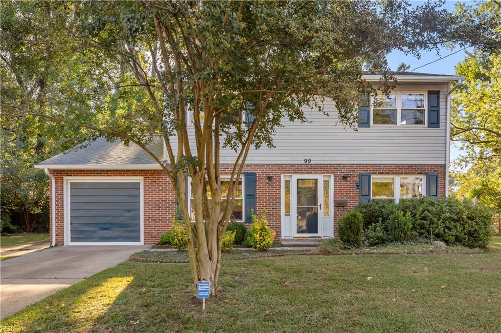 99 Fort Worth St Property Photo 3