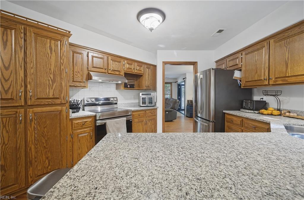 1353 Manning Rd Property Photo 10