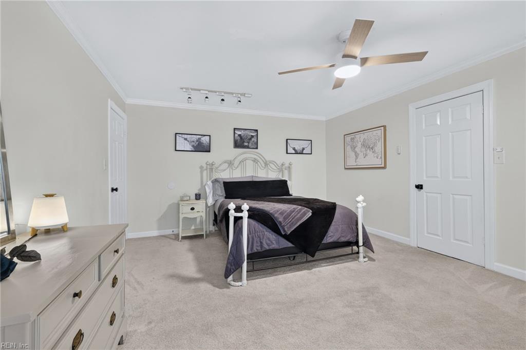 4040 Bridgehampton Ln Property Photo 25