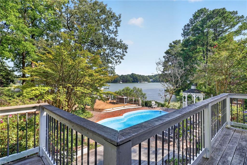 4040 Bridgehampton Ln Property Photo 31