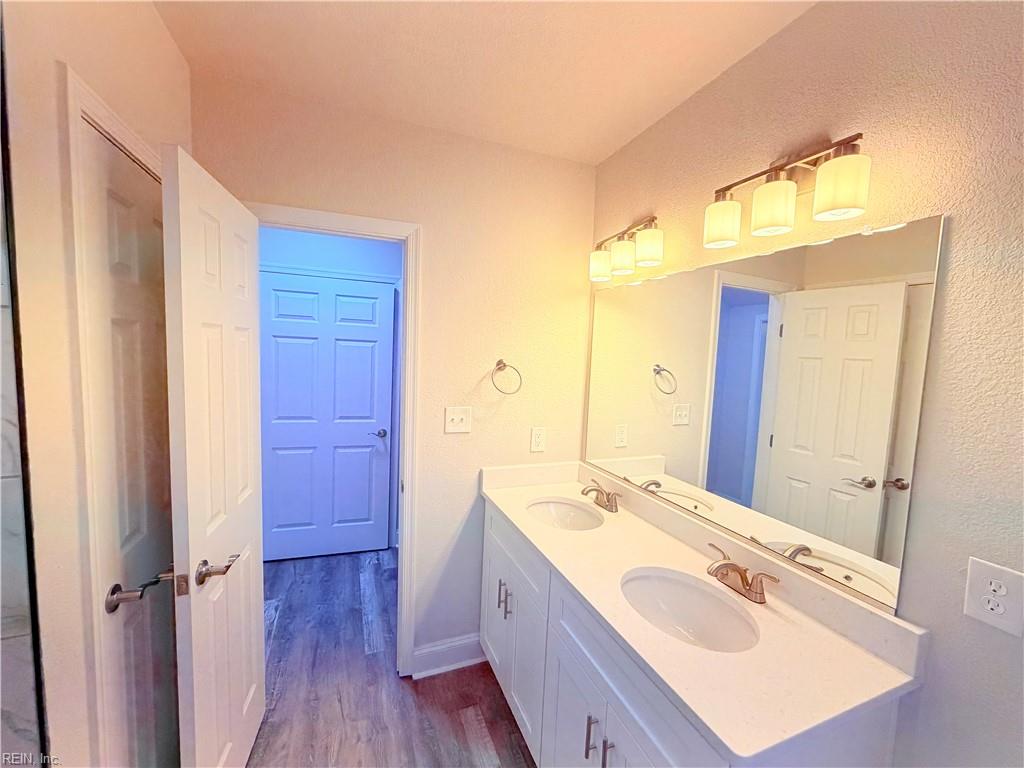 2002 Lansing Ave Property Photo 10