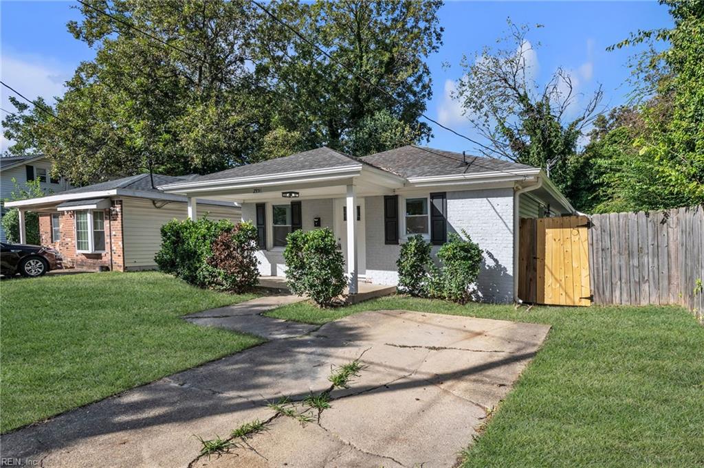 2931 Peronne Ave Property Photo 3