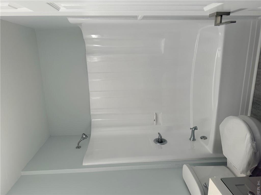 951 Fairborn Cir Property Photo 8