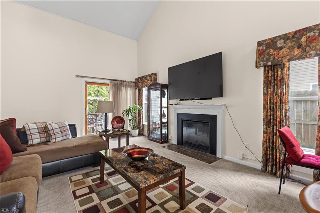 1860 Kempsville Crossing Ln Ln Property Photo 4