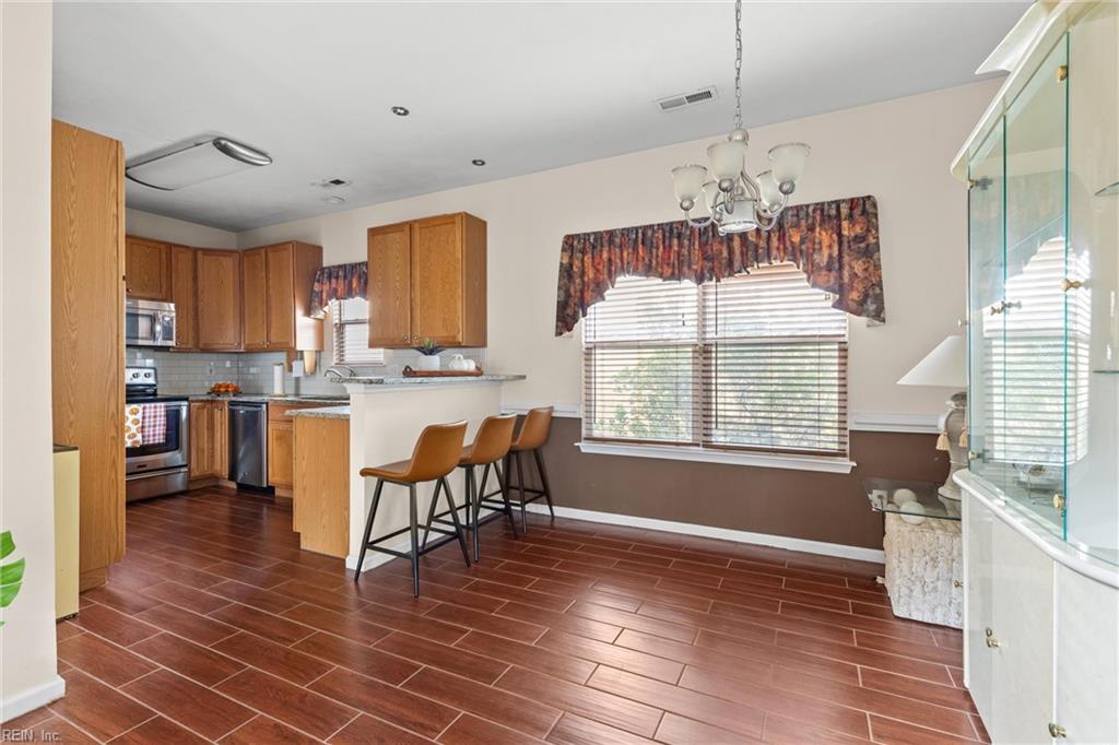1860 Kempsville Crossing Ln Ln Property Photo 6