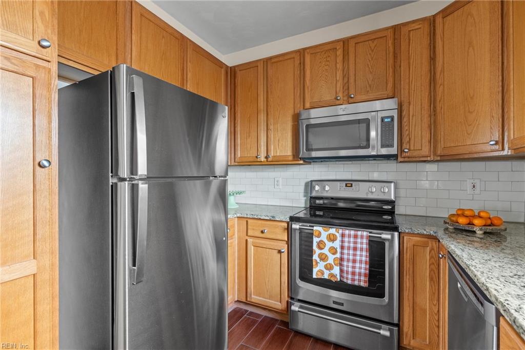1860 Kempsville Crossing Ln Ln Property Photo 8