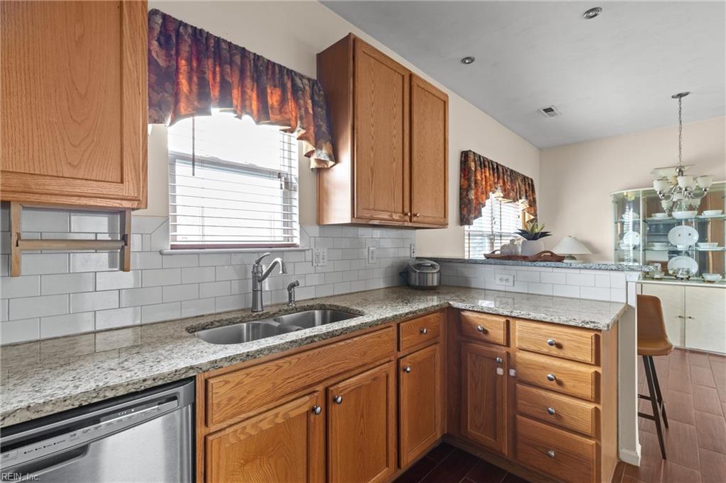 1860 Kempsville Crossing Ln Ln Property Photo 9