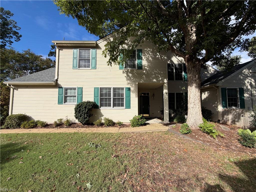 905 Lakecrest CT Property Photo 1