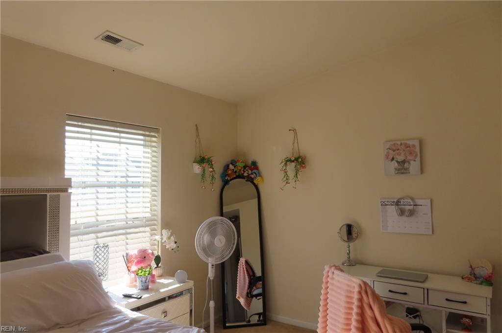 3517 Burlington St Property Photo 29