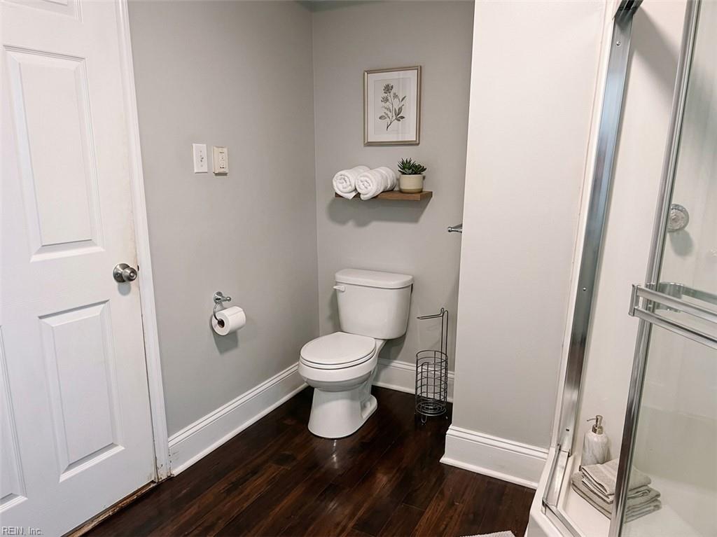 6837 Crittenden Rd Property Photo 6