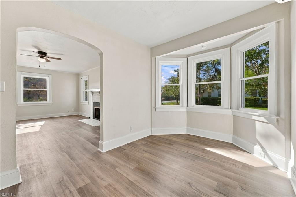 5759 Chesapeake Blvd Property Photo 7