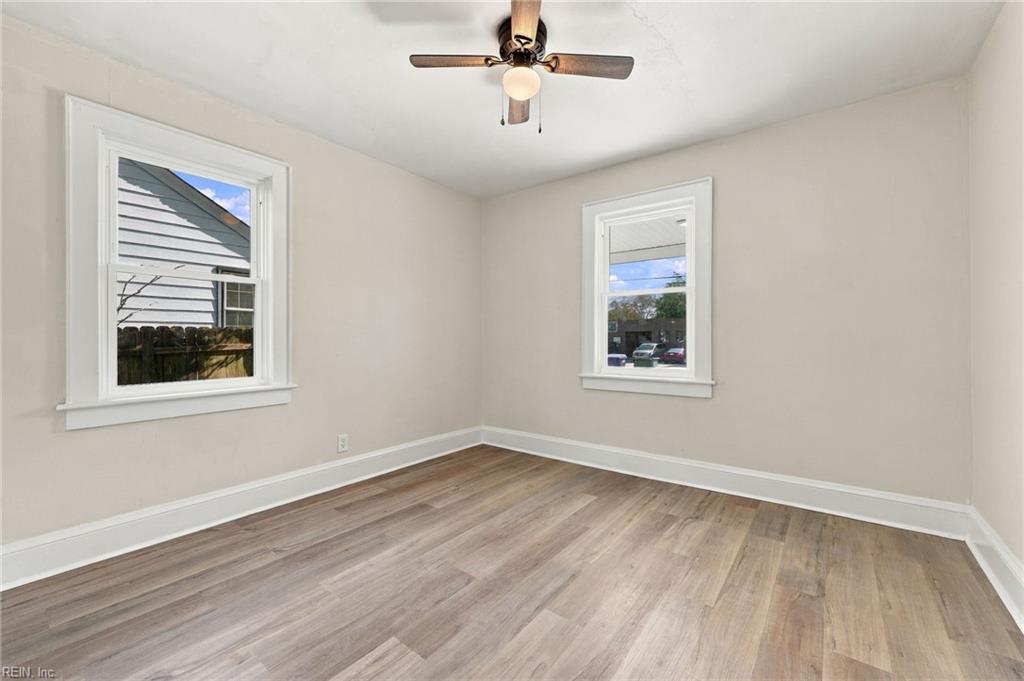5759 Chesapeake Blvd Property Photo 21