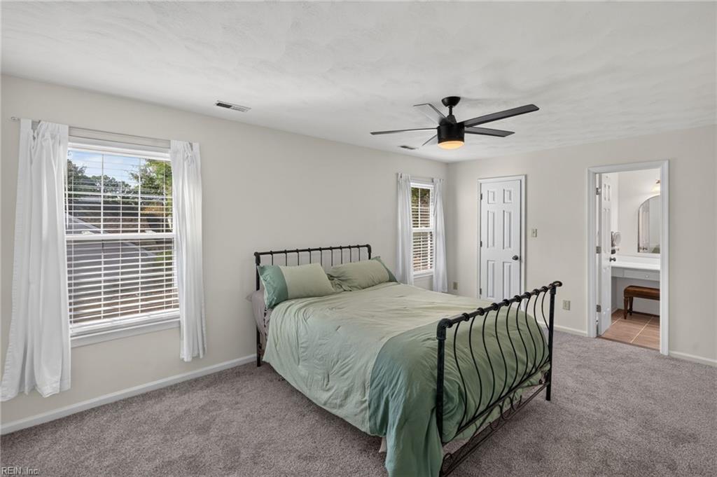 2100 Dove Ridge Dr Property Photo 5