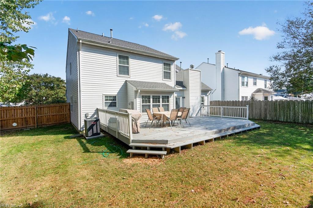 2100 Dove Ridge Dr Property Photo 8