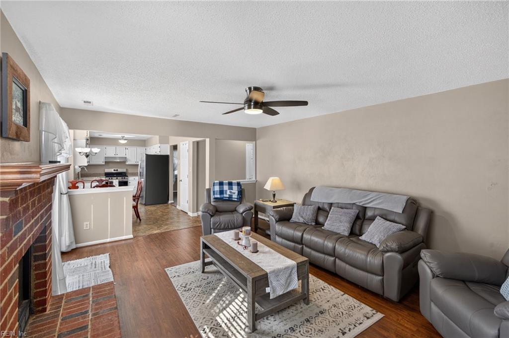 2100 Dove Ridge Dr Property Photo 10