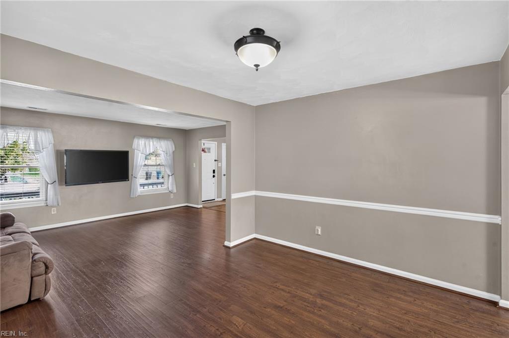 2100 Dove Ridge Dr Property Photo 16