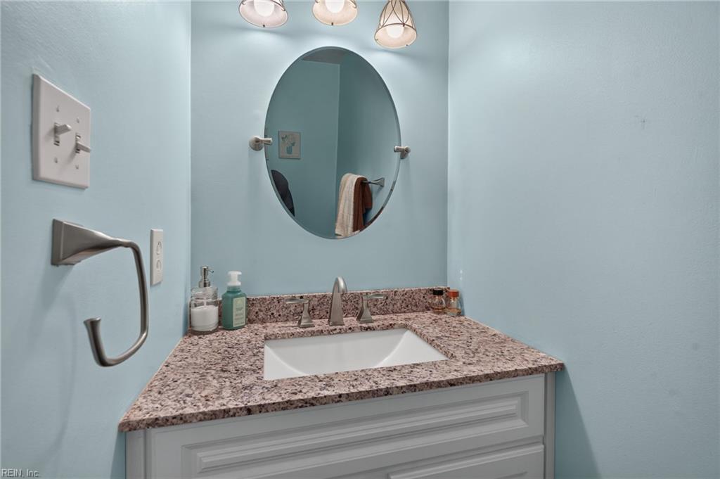 2100 Dove Ridge Dr Property Photo 21