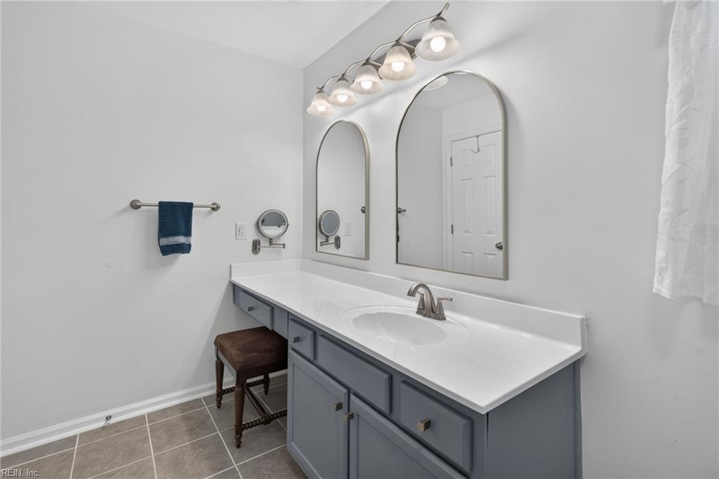 2100 Dove Ridge Dr Property Photo 27