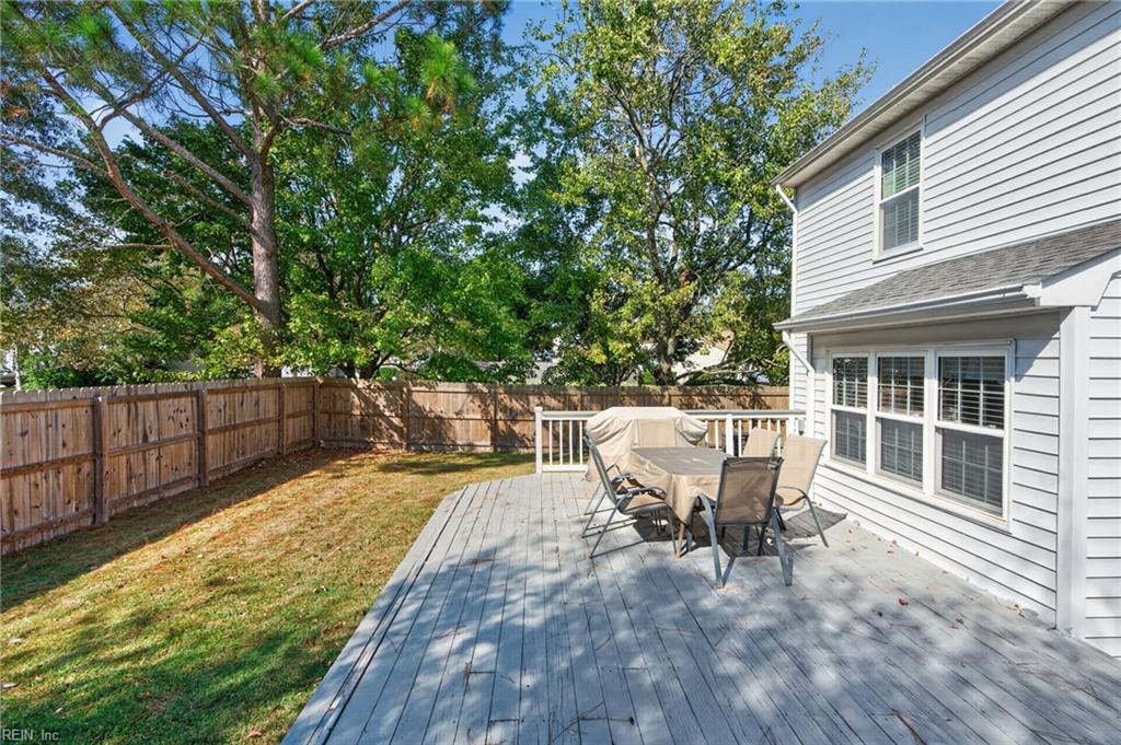 2100 Dove Ridge Dr Property Photo 32