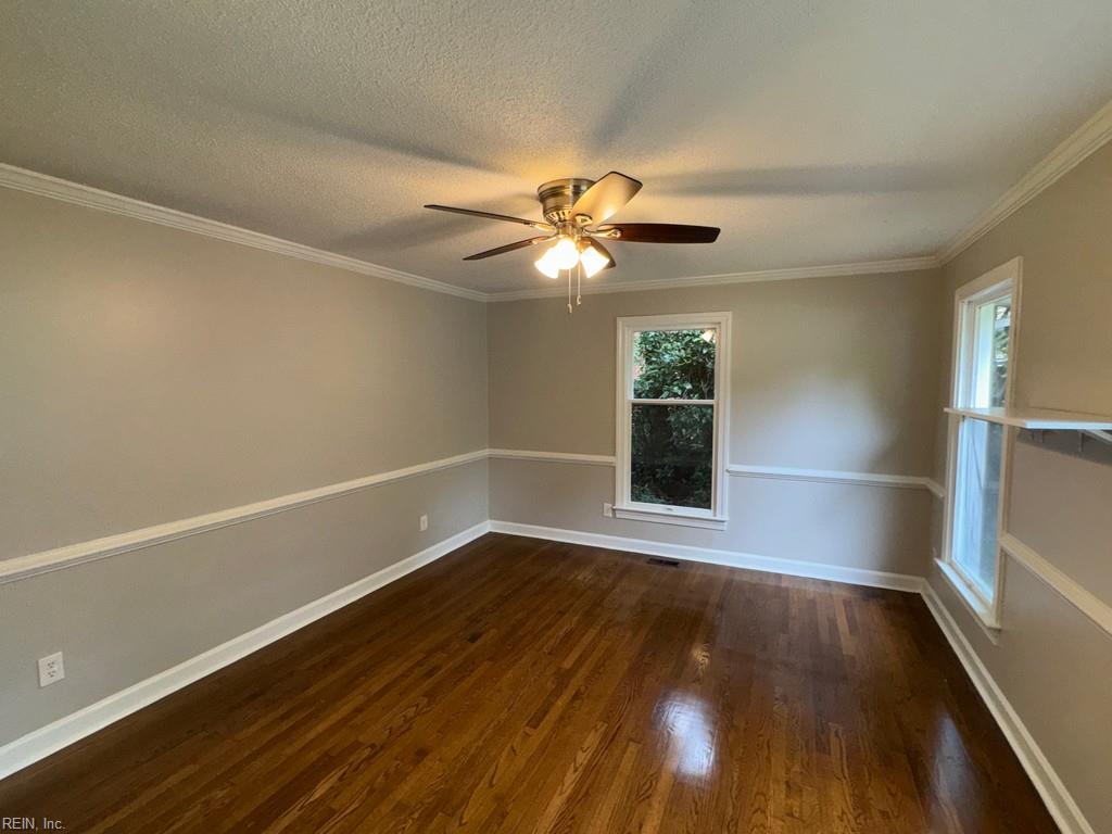 118 Sandpiper St Property Photo 4