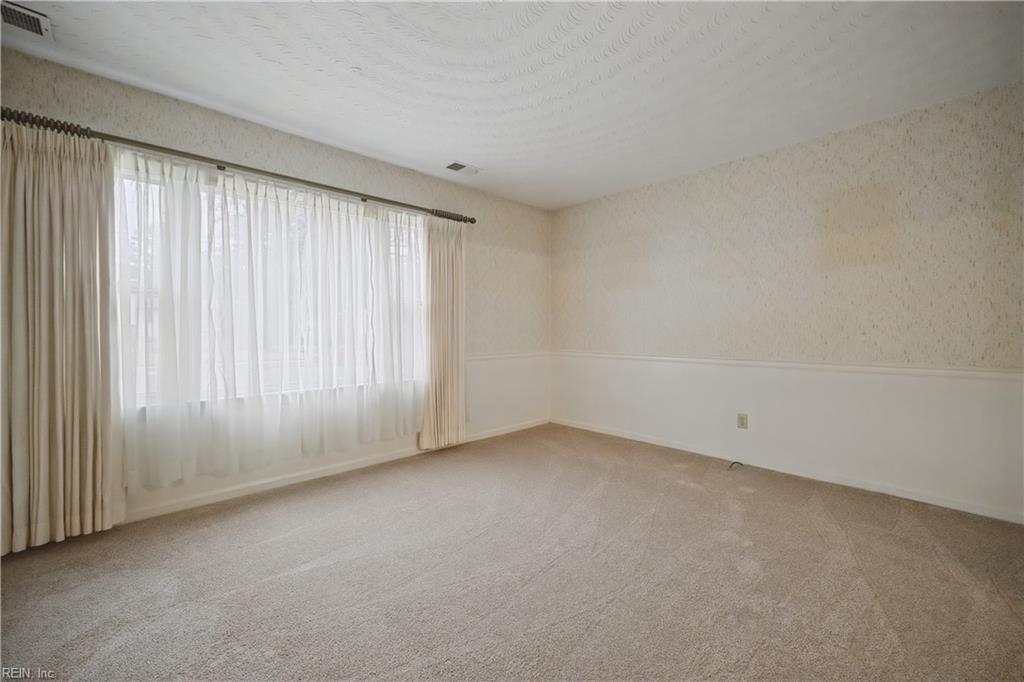 1637 While Ln Property Photo 20